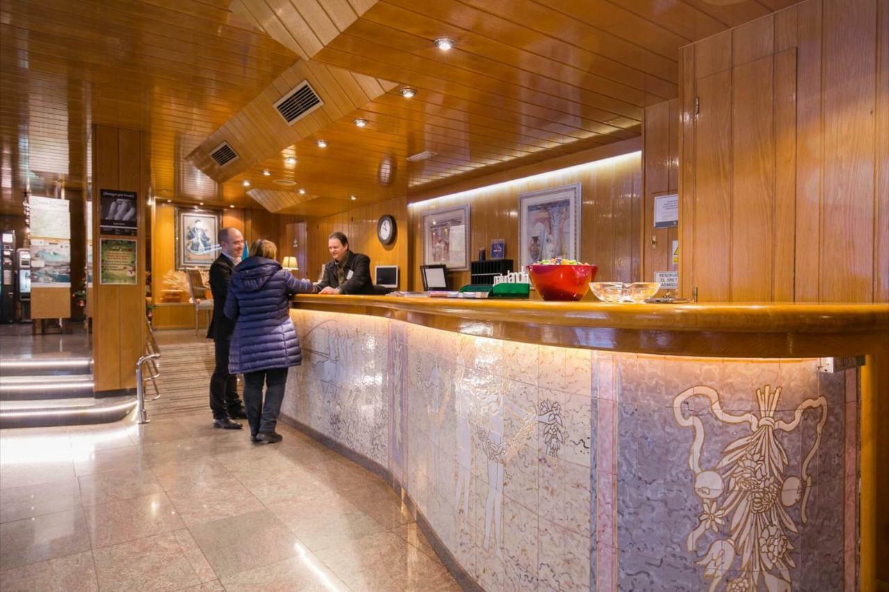 Yomo Imperial Hotel ซานต์จูเลีย เด โลเรีย ภายนอก รูปภาพ